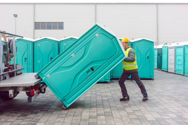 Best Best portable toilet rental  in Meadow Les, AK